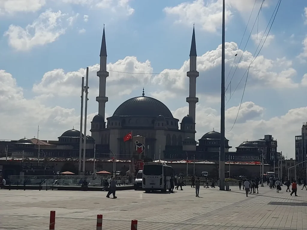 Taksim – Çamlıca